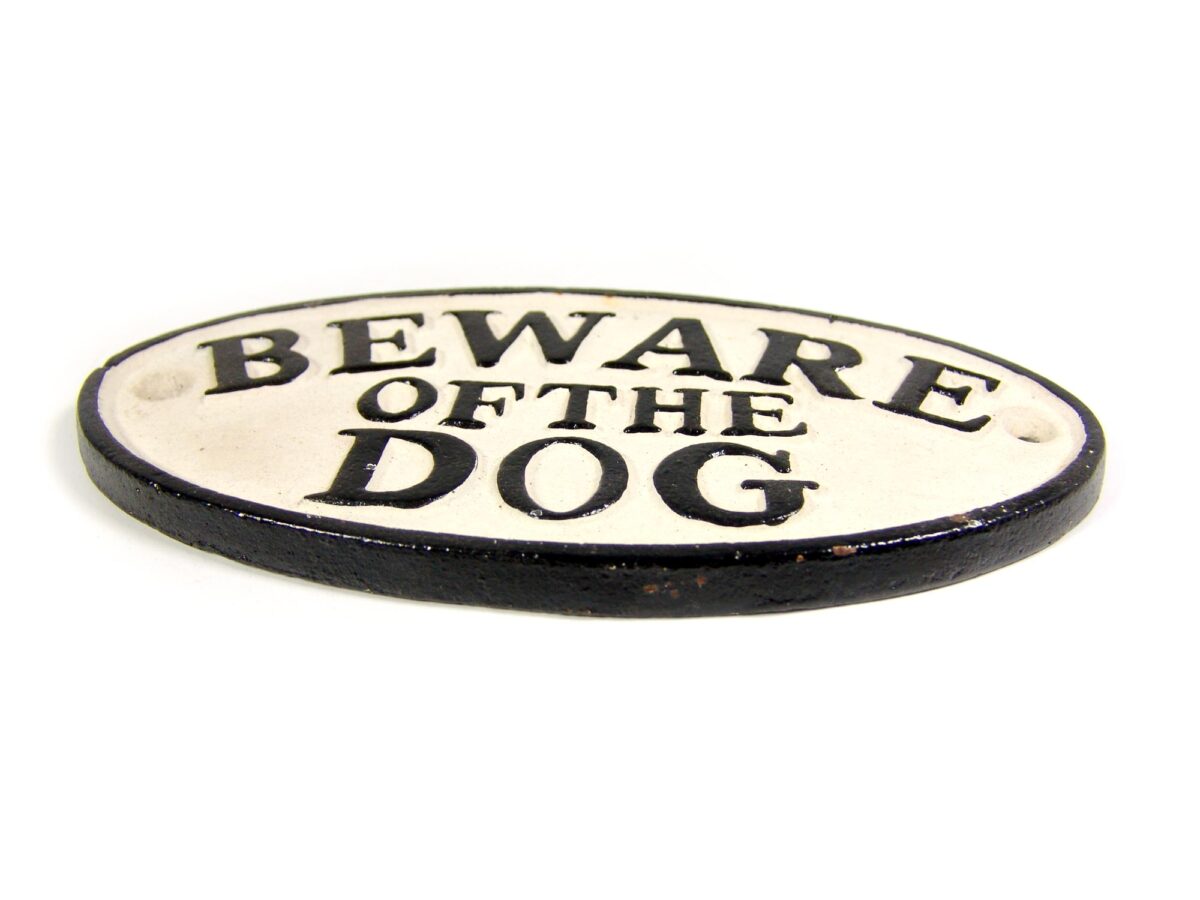 Ovales Schild aus Gusseisen - Beware of the Dog - Vintage Look